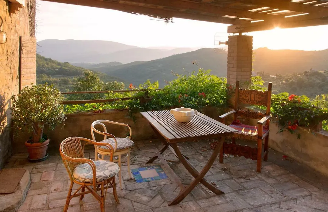 Casa La Valle, Gubbio, Frazione Santa Cristina-1